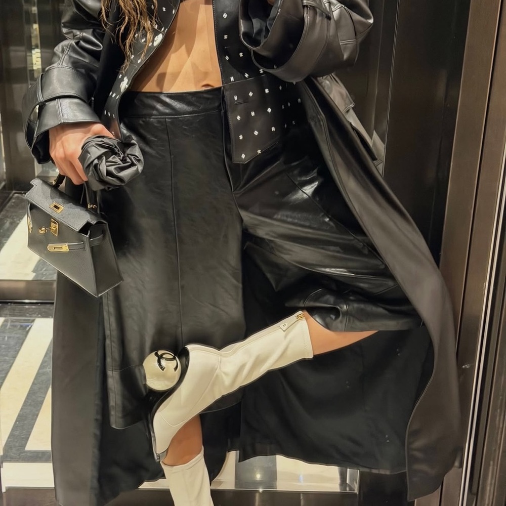 CHANEL White and Black Heeled Boots - Picture 3 of 6